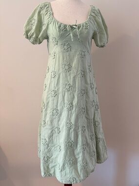Light Green Puff-Sleeve Embroidered Midi Dress Girls 12 w/ Slit